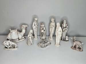 Byron Molds Vintage Ceramic Nativity Figurine Set Glazed Off-White Brown